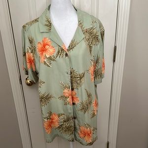 Women’s button down shirt